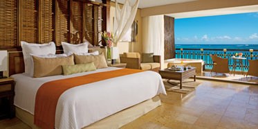 Honeymoon Ocean Front Suite at Dreams Riviera Cancun Resort and Spa