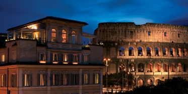 Palazzo Manfredia, 16-room boutique hotel in the center of Rome, is located directly opposite the Coliseum