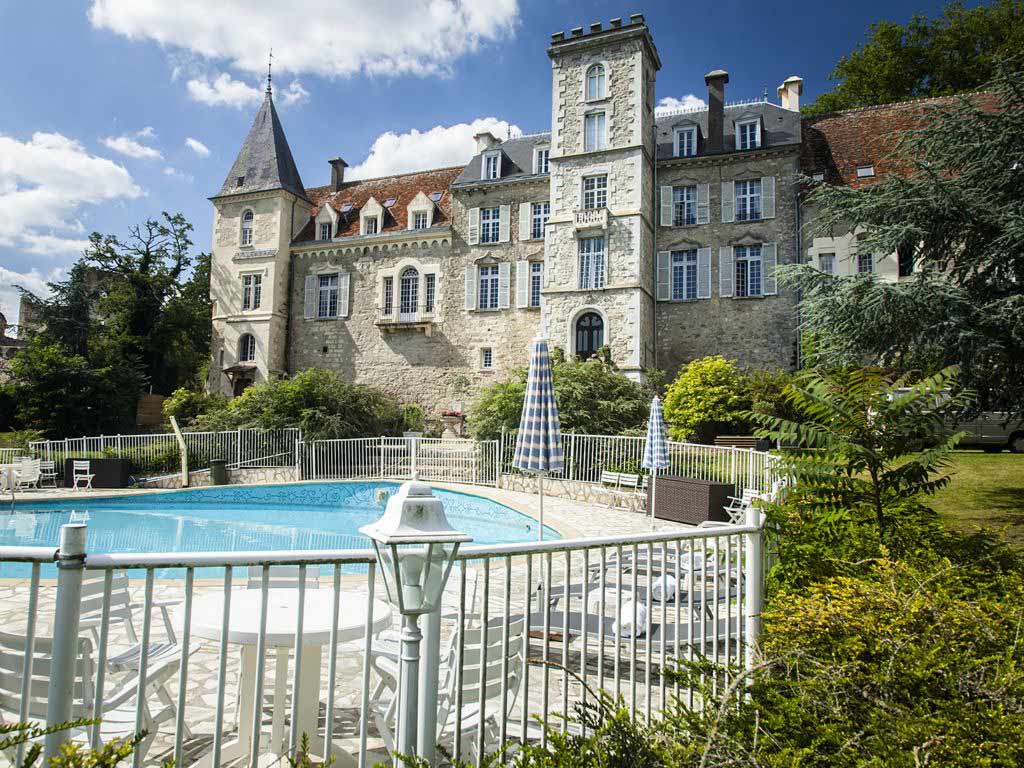 Chateau De Fere, Reims : Five Star Alliance