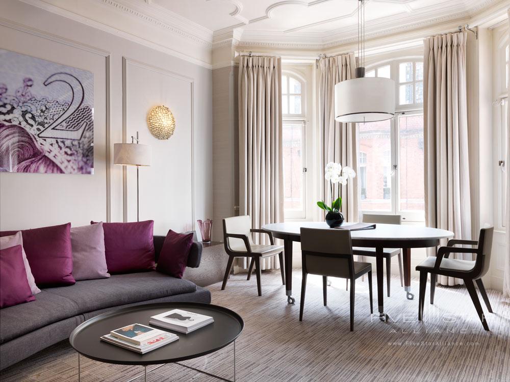 Suite Living Room at Athenaeum Hotel and Apartments, London, United Kingdom