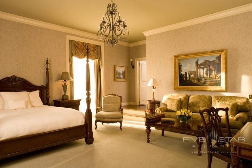 Guest Room at Oheka Castle Hotel