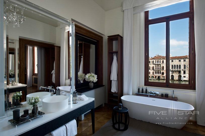 Maddalena Stanza Bathroom at Aman Canal Grande Venice