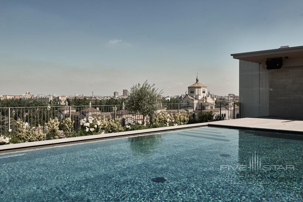 Hotel VIU Milan Rooftop Pool