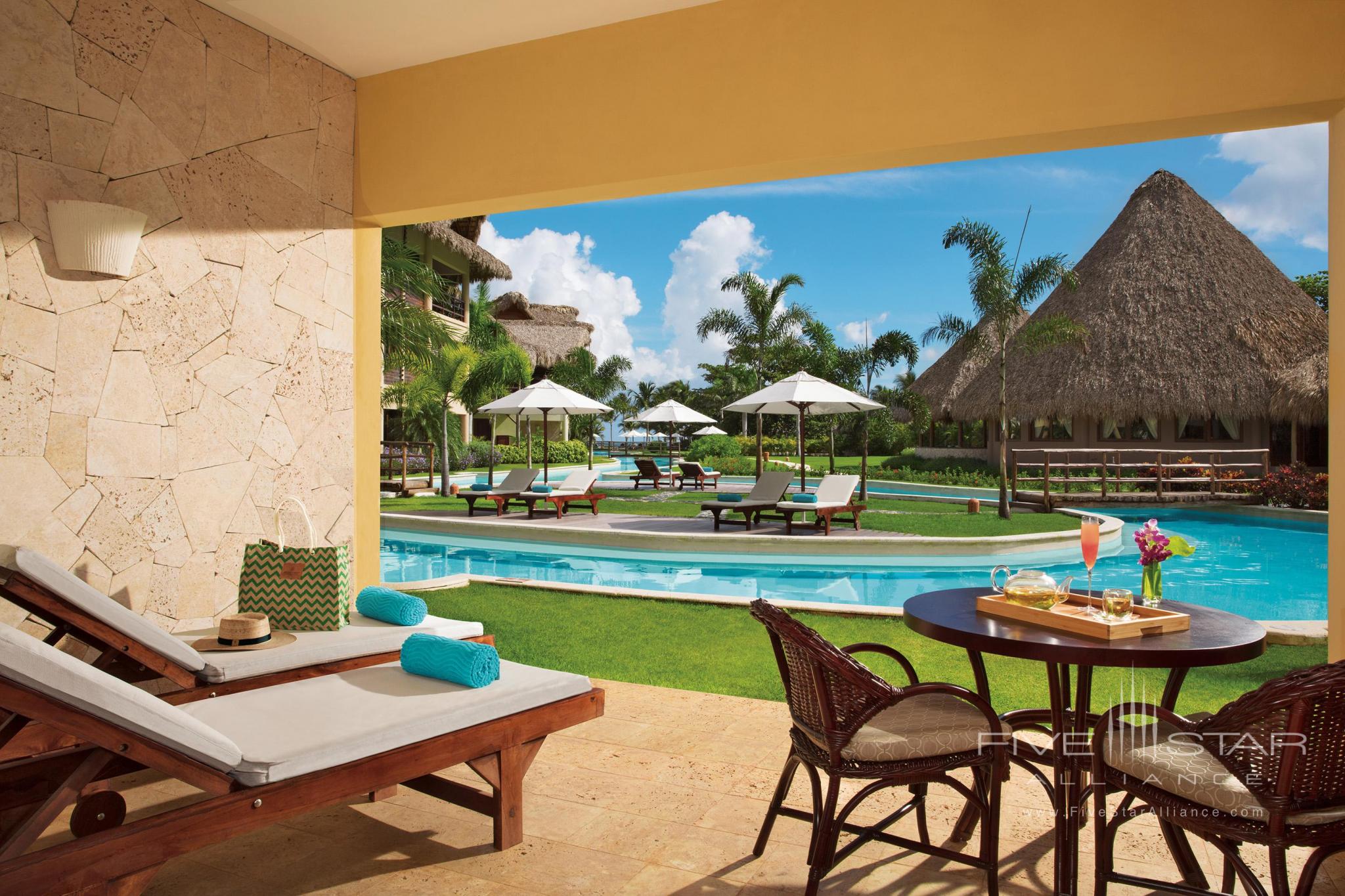 Swim-up Terrace Room at Zoetry Agua Punta Cana