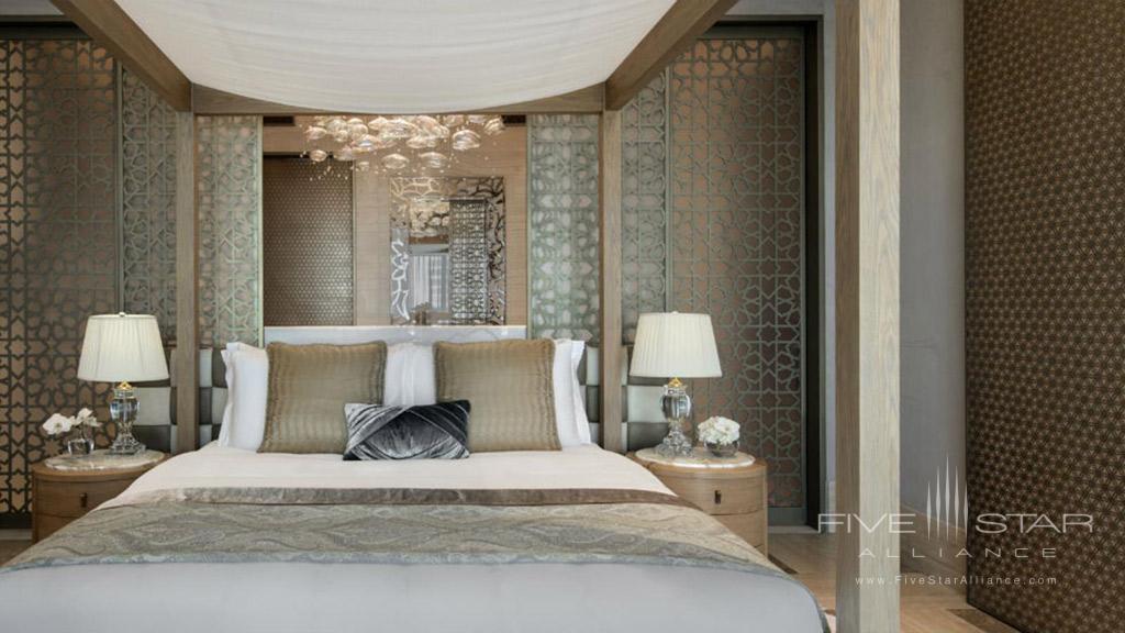 Royal Suite Bedroom at Jumeirah Al Naseem