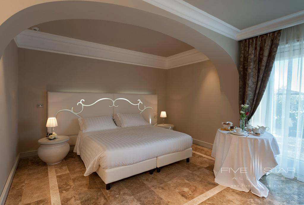 Superior Guest Room at Villa Neri Resort &amp; Spa, Italy