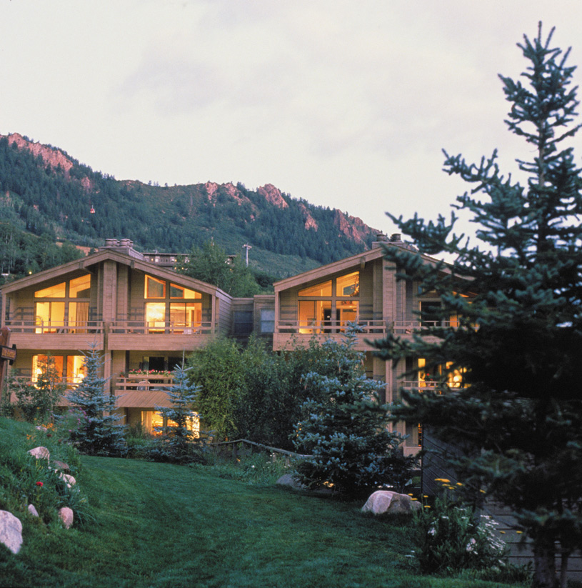 Your Questions Answered: Where Should a Family Stay in Aspen? | Five Star  Alliance