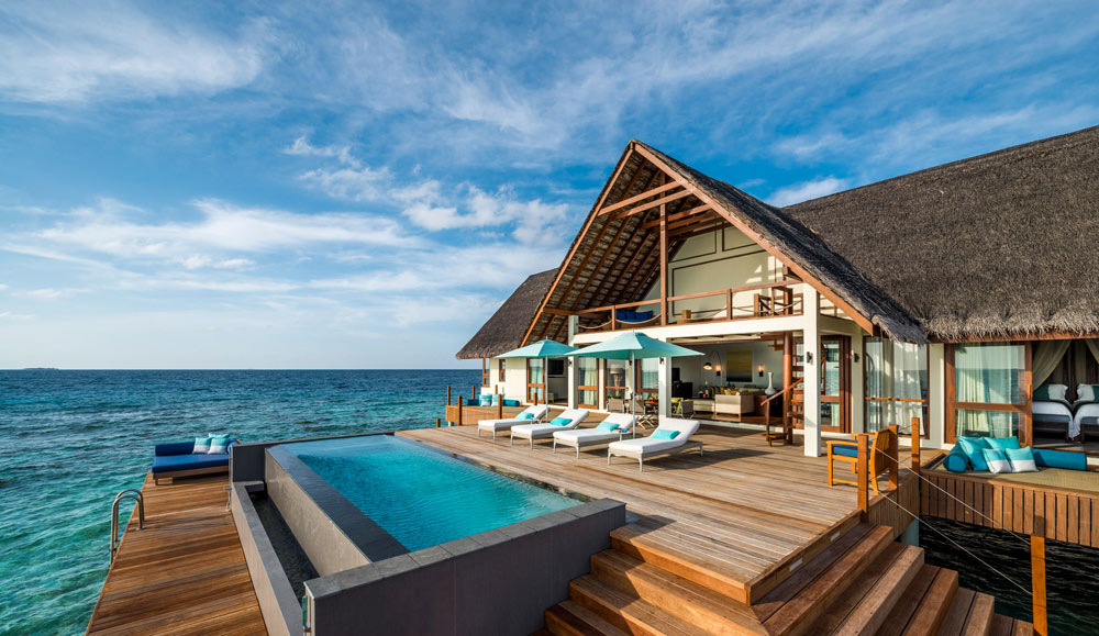 Four Seasons Resort Maldives at Landaa Giraavaru, Male : Five Star Alliance